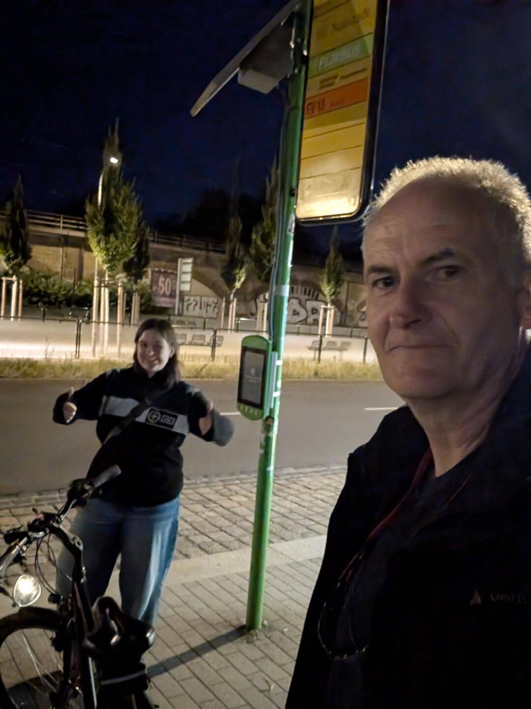 Warten auf den Bus