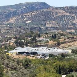 Usine de mise en bouteille de Psiloretis!