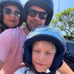 Stiegen wir nochmal aufs Moped