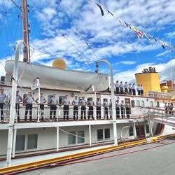 Escale à Bodø, rencontre innatendue avec la Reine de Norvège qui embarque sur son bateau 🇳🇴👑