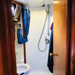 mit separater Dusche