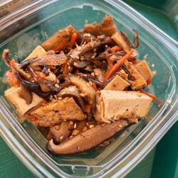 Mushroom and tofu like japchae