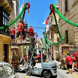 Nächste Woche findet ein großes Fest statt