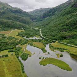 Aurlandsdalen, Blickrichtung Osten, unten links unser Standort