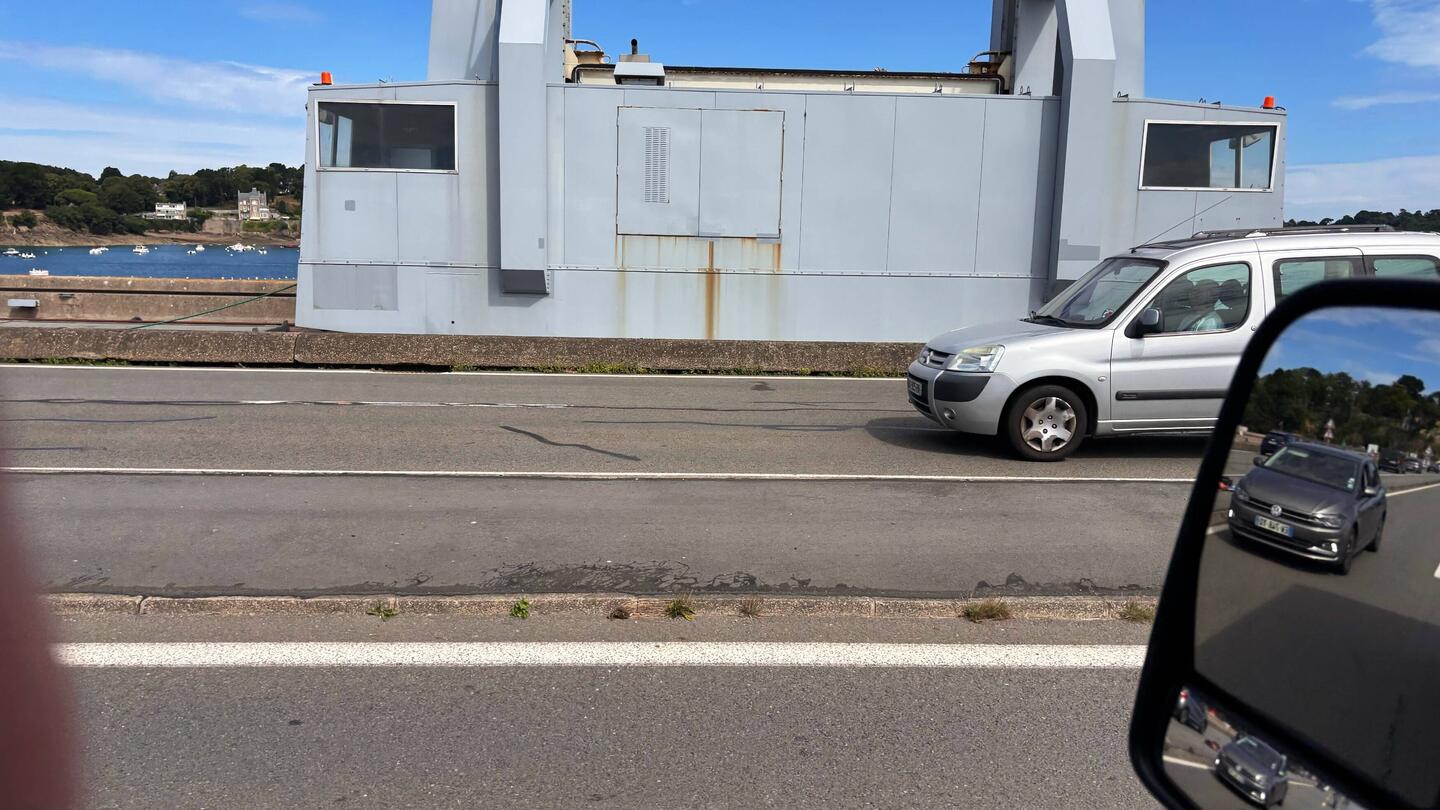 Wunderschöner Blich von der Brücke auf Saint Malo