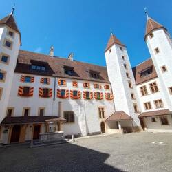 Schlosshof