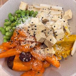 Mittagessen. Ob wir Bowls lieben?