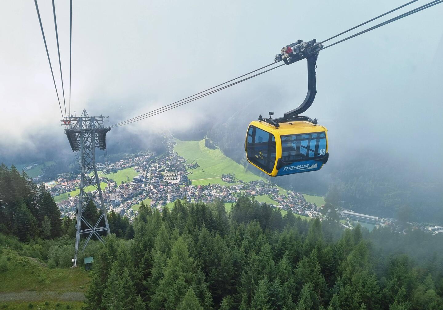 Mit der Penkenbahn von Mayrhofen...