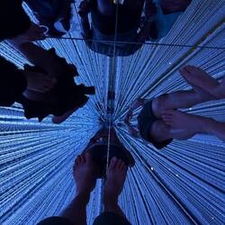 The Infinite Crystal Universe at teamLab: Planets