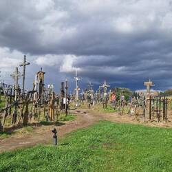 Bedrohliche Front, passend zu diesem Ort