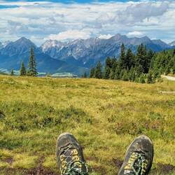 Mittagsrast mit Blick auf den Karwendel.