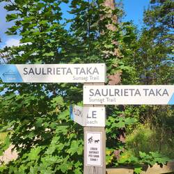 Beschilderungen sind in Lettland äußerst selten.