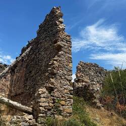 Pendant que le fourgon est en révision chez mon garagiste préféré 🥰, trail sur les hauteurs de Digne