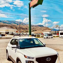 „Herbi“ zu Besuch bei "Herbie's"