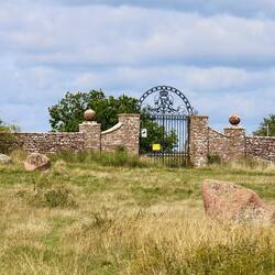 Das königliche Eingangstor. Leider nicht offiziell.