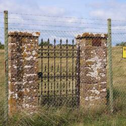 Das Tor hatte früher einmal eine Bedeutung.