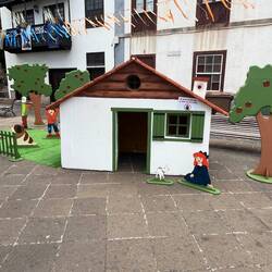 Heidi, Peter, Schnucki und Klara lassen grüßen