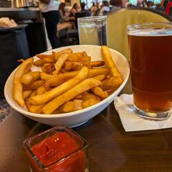A small serve of 'French fries' in USA.