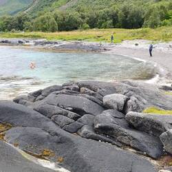 Tu se ena teta v miru kopa 💪