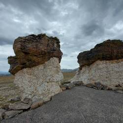 Die Mushroom Rocks.