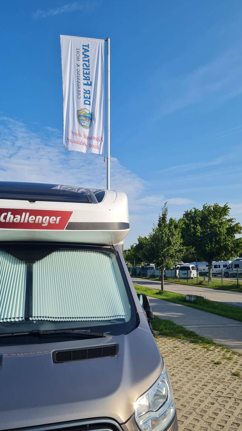 Letzten Stellplatz ergattert. Danach ging nichts mehr