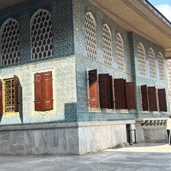 More beautiful tiles.