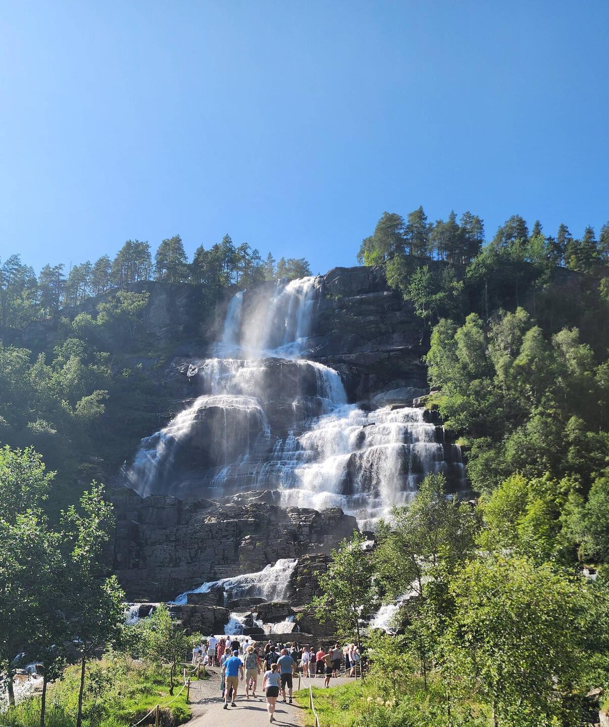 Tvindefossen Falls