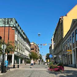 Hügelige aber sehr nette Innenstadt.