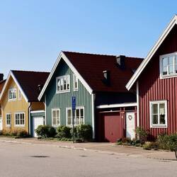 Der Stadtteil Björkholm, die ehemalige Werftarbeitersiedlung mit ganz einfacher Bauweise.