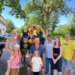 Versammlung am Biergarten