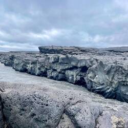 Wasser, Kava und viel Druck erschufen diese Basaltstrukturen