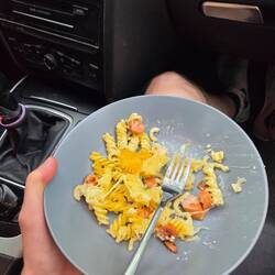 Eine letzte kleine Mahlzeit vor der Abreise