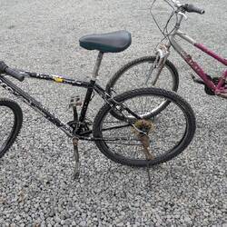 Vore Schibebräms hinge Fäugebräms, überlegemers bi üs o so z mache🙈