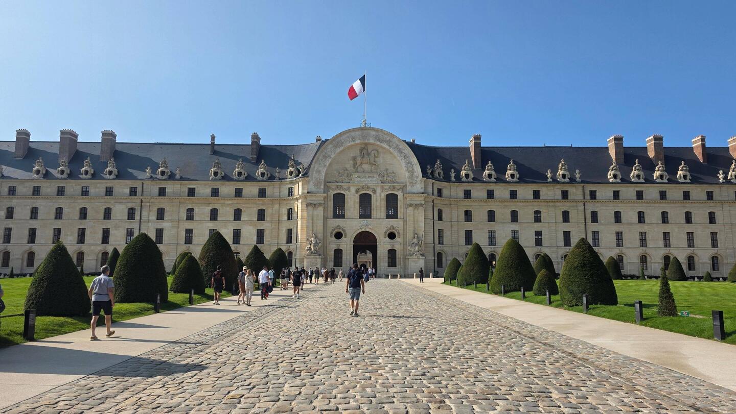 Hôtel des Invalides, façade côté Seine