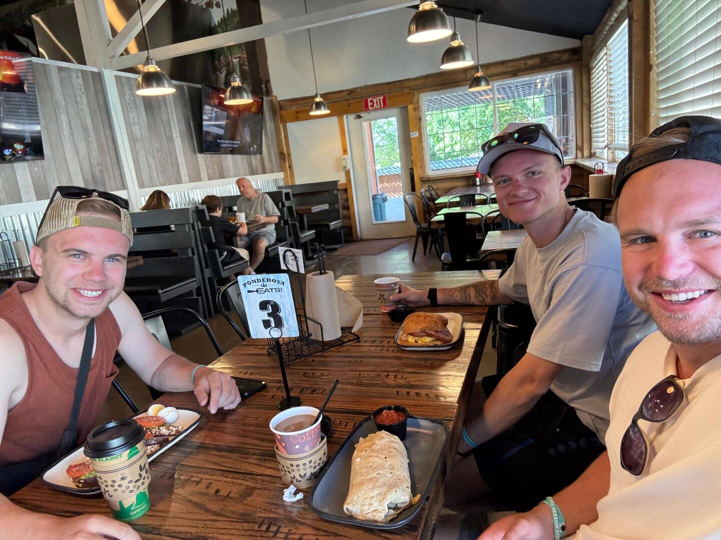 Frühstück in der Pondesora Ranch