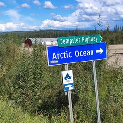Noch einmal rechts, und rauf auf den berühmten "Dempster Highway"!