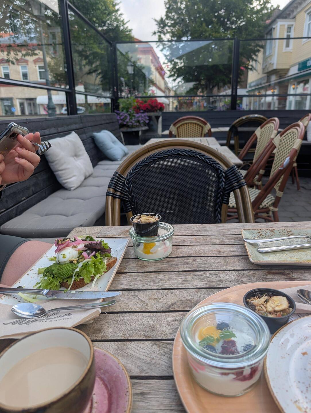 Erste Stärkung : das Frühstück