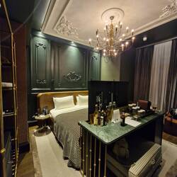 Our fancy room 😍