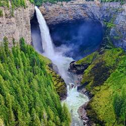 „Helmcken Falls“