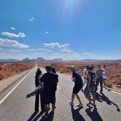 Kampf um den besten Fotospot auf der Straße