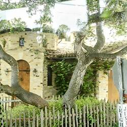 One of a million cute houses!