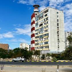 Condominio e faro integrato