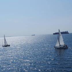 zwischen Lolland und Langeland reger Schiffsverkehr