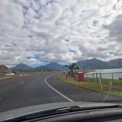 Zurück von der Halbinsel, die sich als Marine Core Base Hawaii (MCBH) heraus stellt