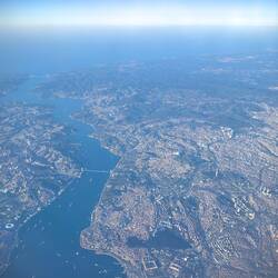 Zwischen den Kontinenten: Istanbul und der Bosporus. Links Europa, rechts Asien