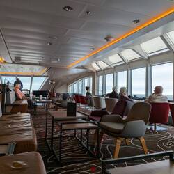 Explorer lounge