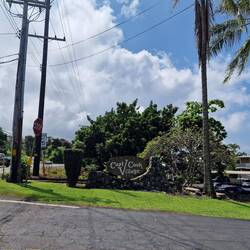 Beim ersten Besuch wie ein Gott empfangen, beim zweiten entlarvt und getötet