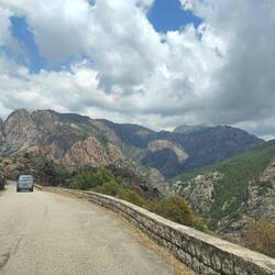 Fahrt surch die Spelunca Schlucht