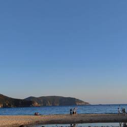 Gemütliches Abendessen am Strand