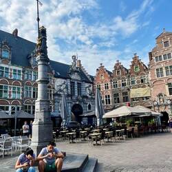 Sint-Veerleplein, historischer Markt
